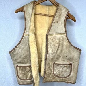 Vintage 1950s Mouton Sheepskin Leather Shearling Vest Tan Western Large